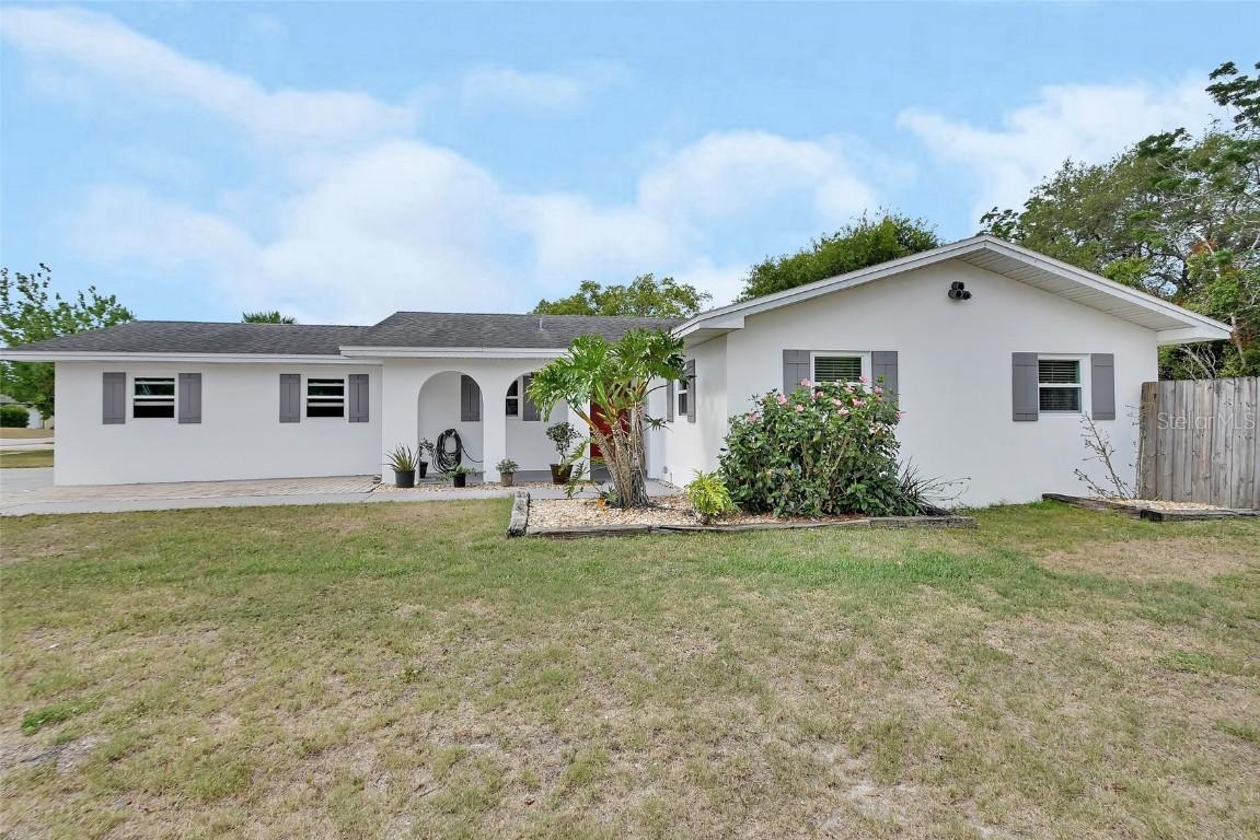1590 Urbana Ave., Deltona, FL 32725