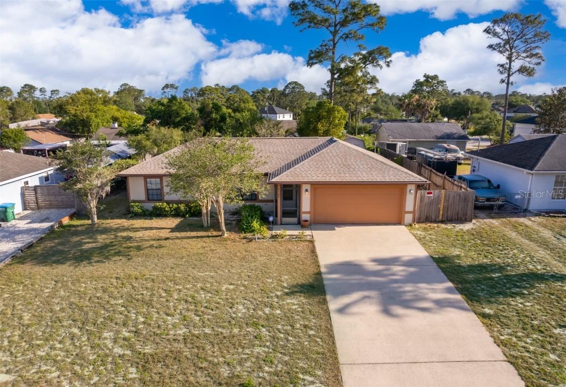 3107 Mapleshade St., Deltona, FL 32738