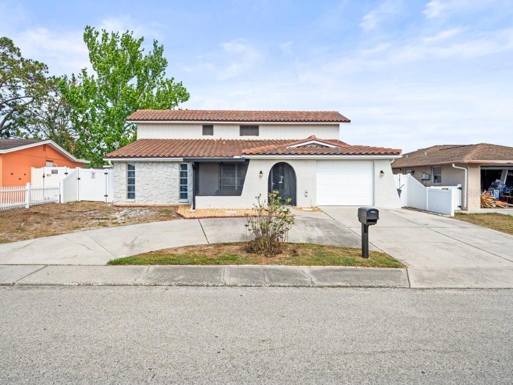 9100 Suffolk Ln., Port Richey, FL 34668