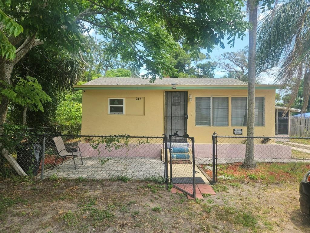 317 Inwood Ave., New Smyrna Beach, FL 32168
