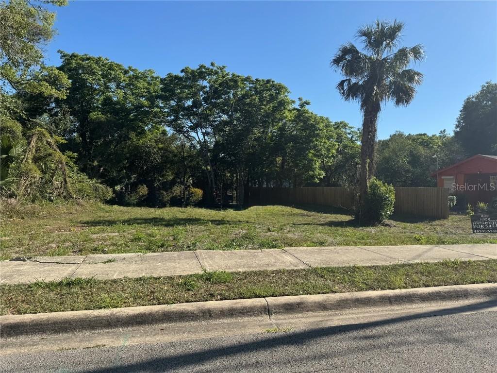 536 W Hubbard Ave., Deland, FL 32720