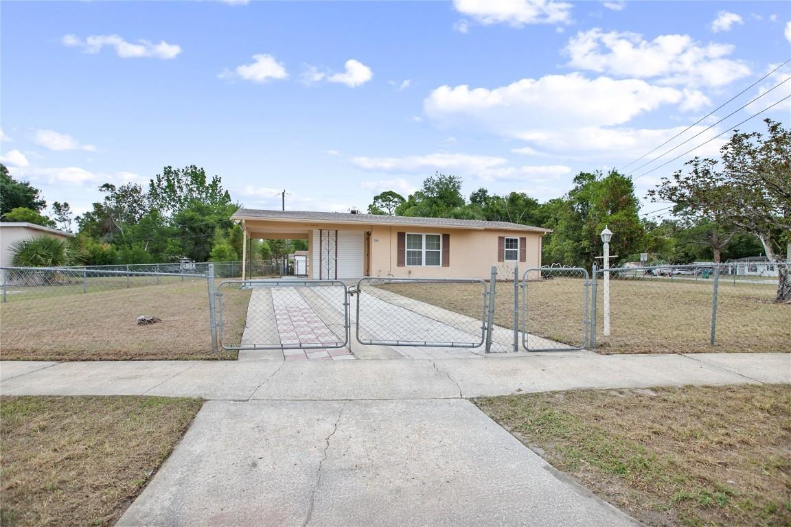 566 S Floyd Cir., Deltona, FL 32725