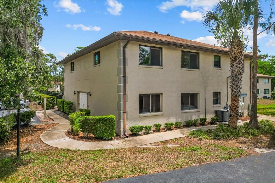 1601 Big Tree Rd. #1301, South Daytona, FL 32119