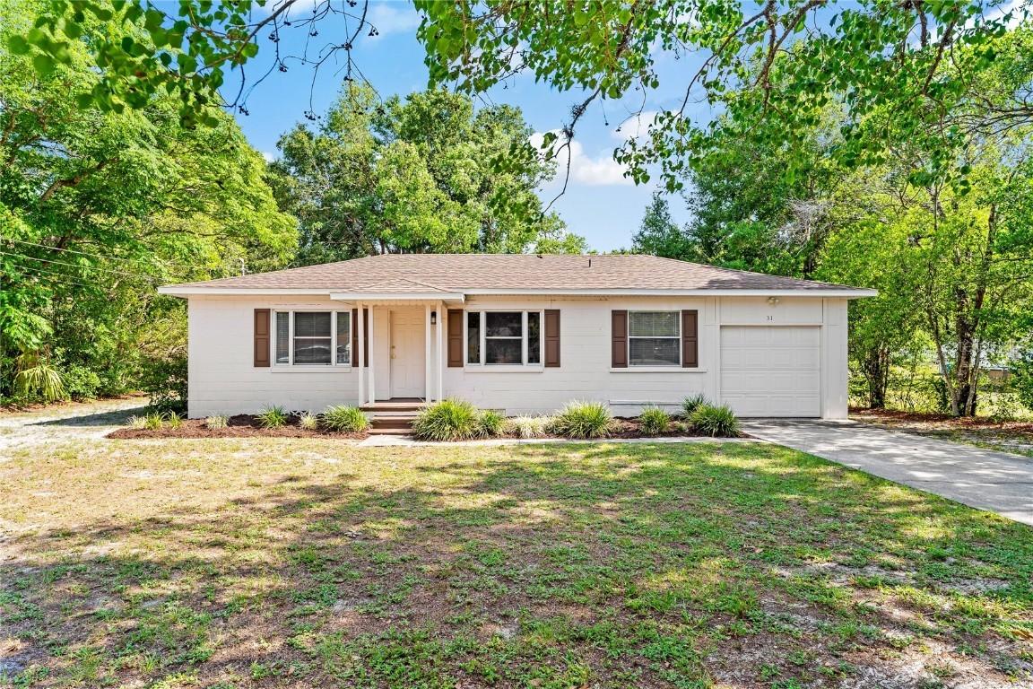 31 Lake Dr, Debary, FL 32713