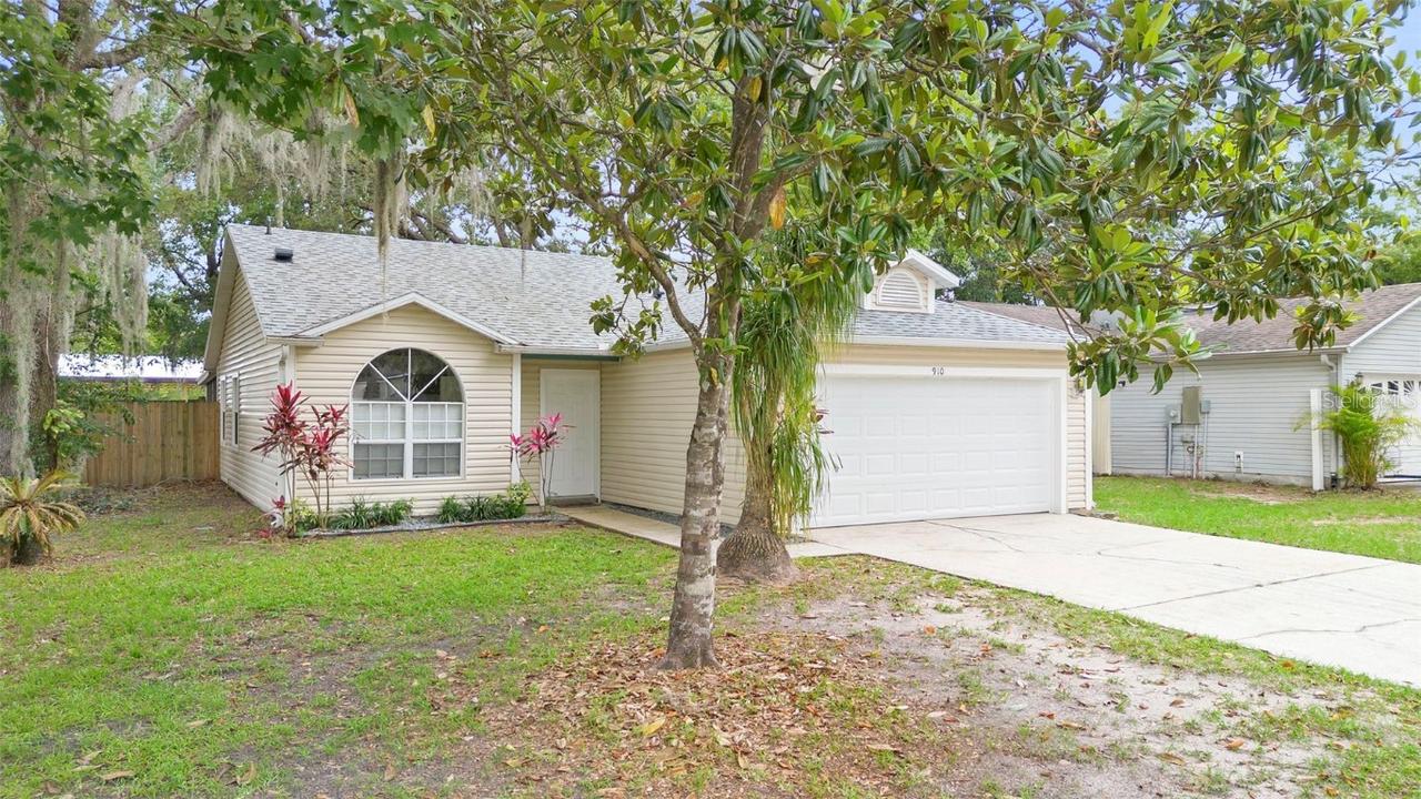 910 Sheeler Oaks Dr., Apopka, FL 32703