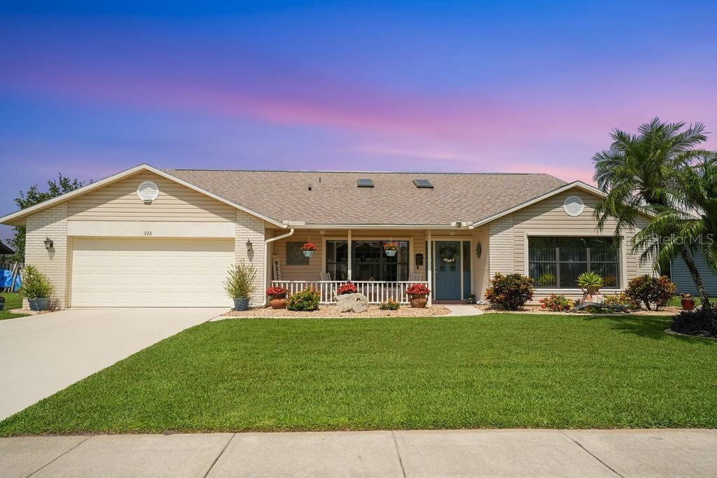928 Chickadee Dr., Port Orange, FL 32127