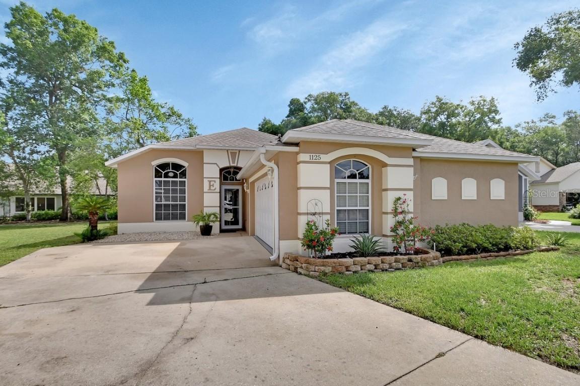 1125 Stillwater Dr., Deland, FL 32720