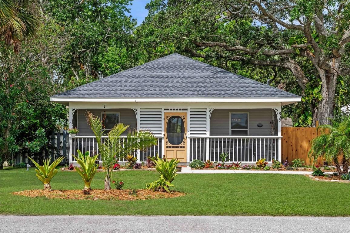 832 Donnelly Pl., Daytona Beach, FL 32114
