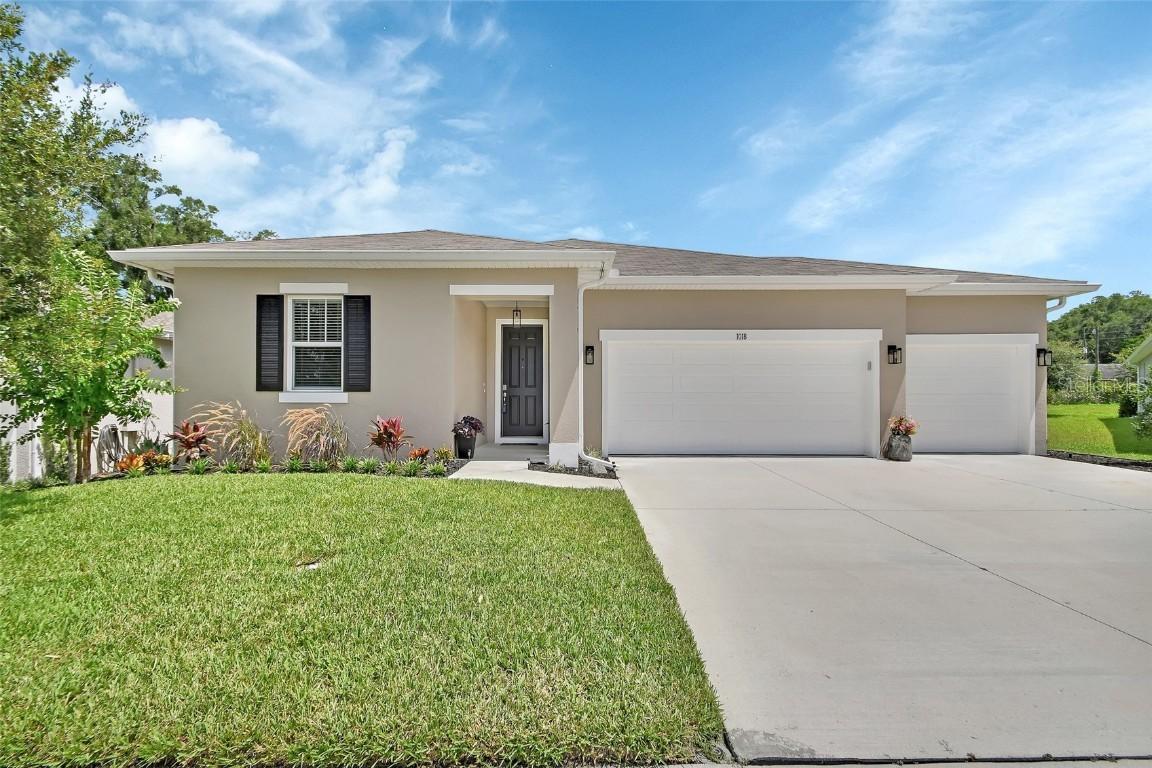 1018 River Falls Cir., Deland, FL 32720