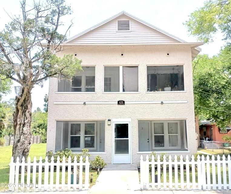635 Tanglewood St., Daytona Beach, FL 32114