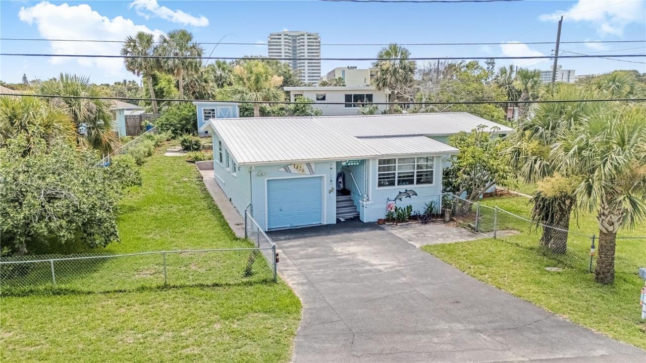 1420 N Grandview Ave., Daytona Beach, FL 32118