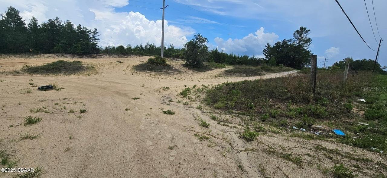220 Ridge Rd., Satsuma, FL 32189