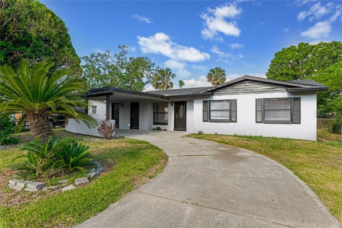 916 Kathy St., Daytona Beach, FL 32114