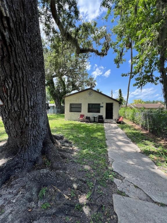 520 Wallace St., Daytona Beach, FL 32114
