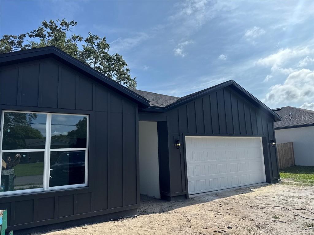 822 W 24th St., Sanford, FL 32771