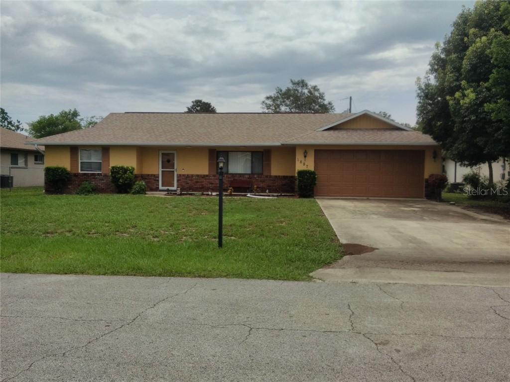 1887 Viking Ave., Deltona, FL 32725