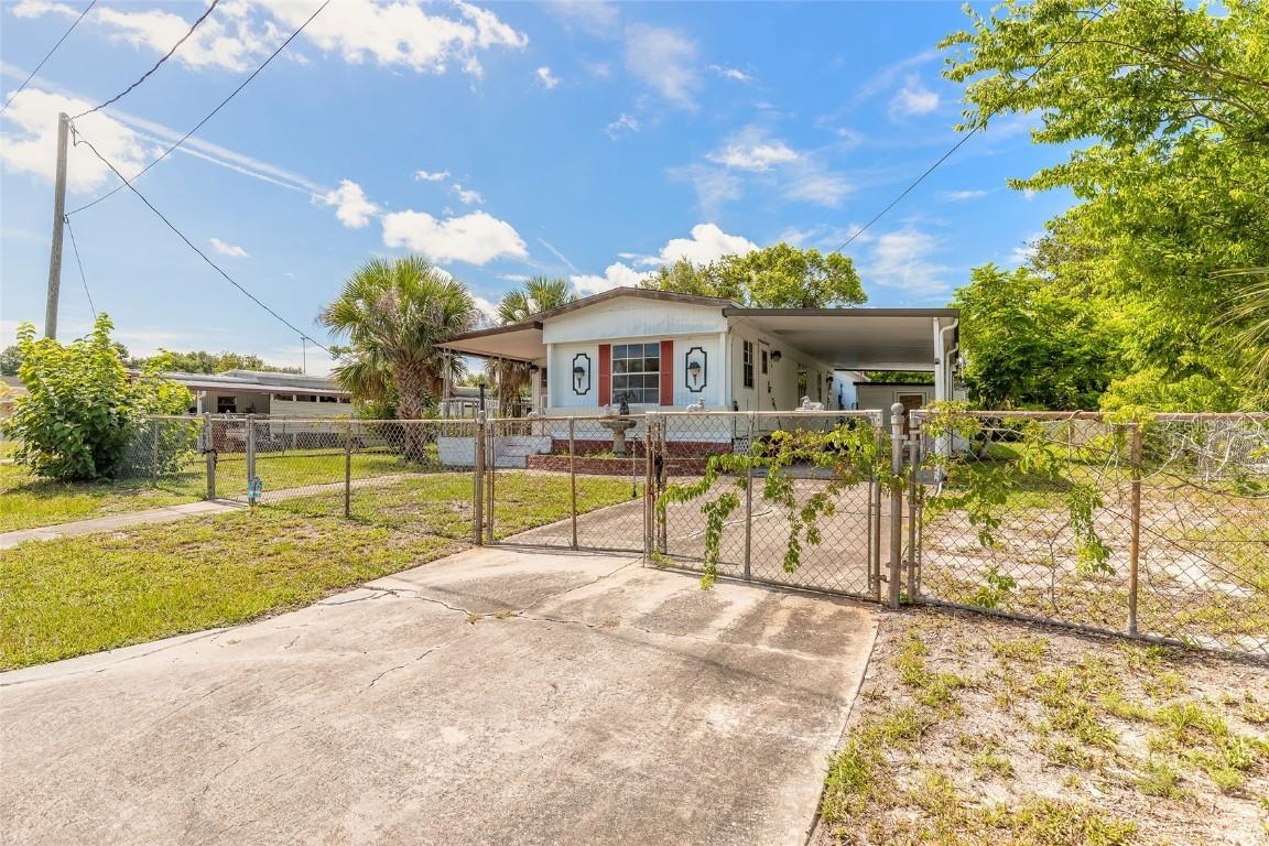 1305 Arroyo Pkwy., Ormond Beach, FL 32174