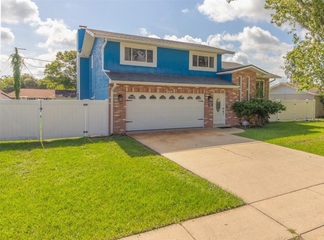 204 Devon St., Port Orange, FL 32127