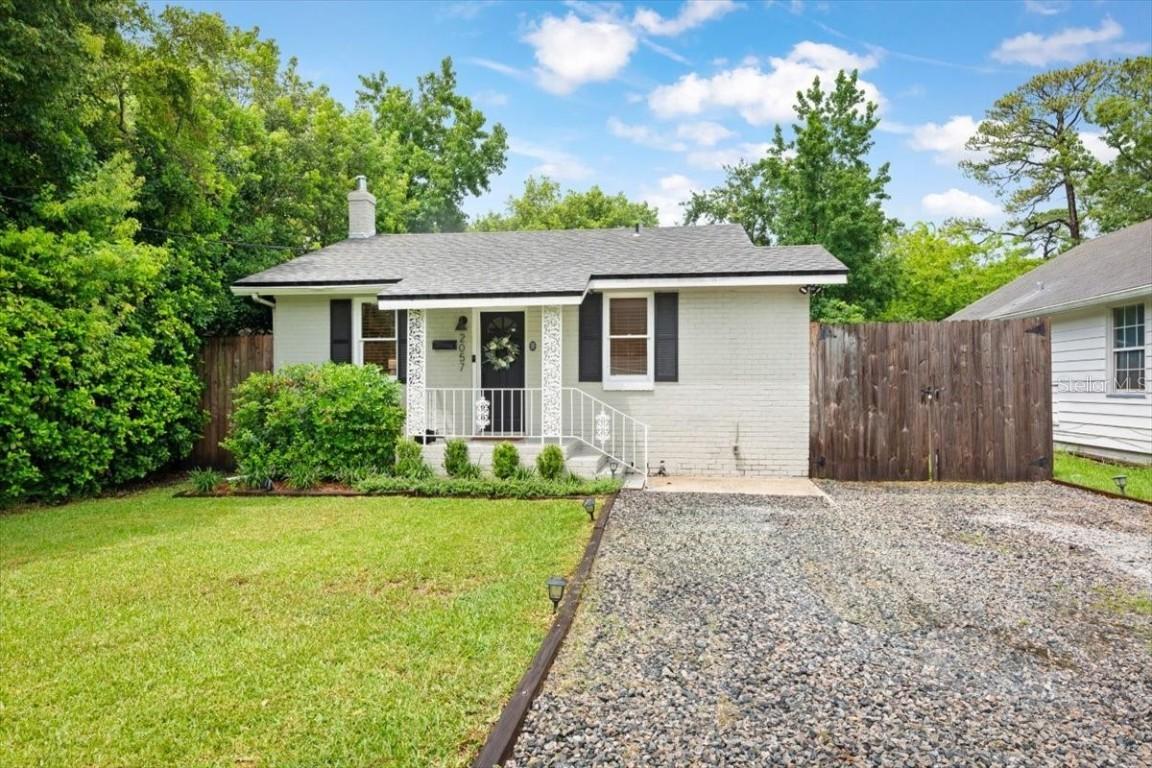 2057 Huntsford Rd., Jacksonville, FL 32207