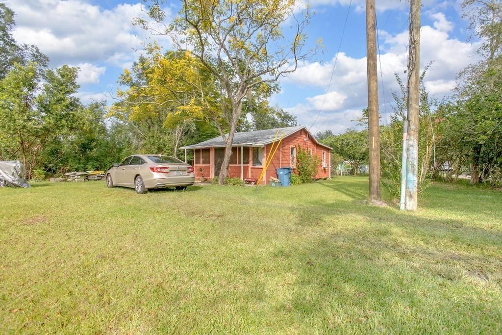 1 Smith Ct., Deland, FL 32724