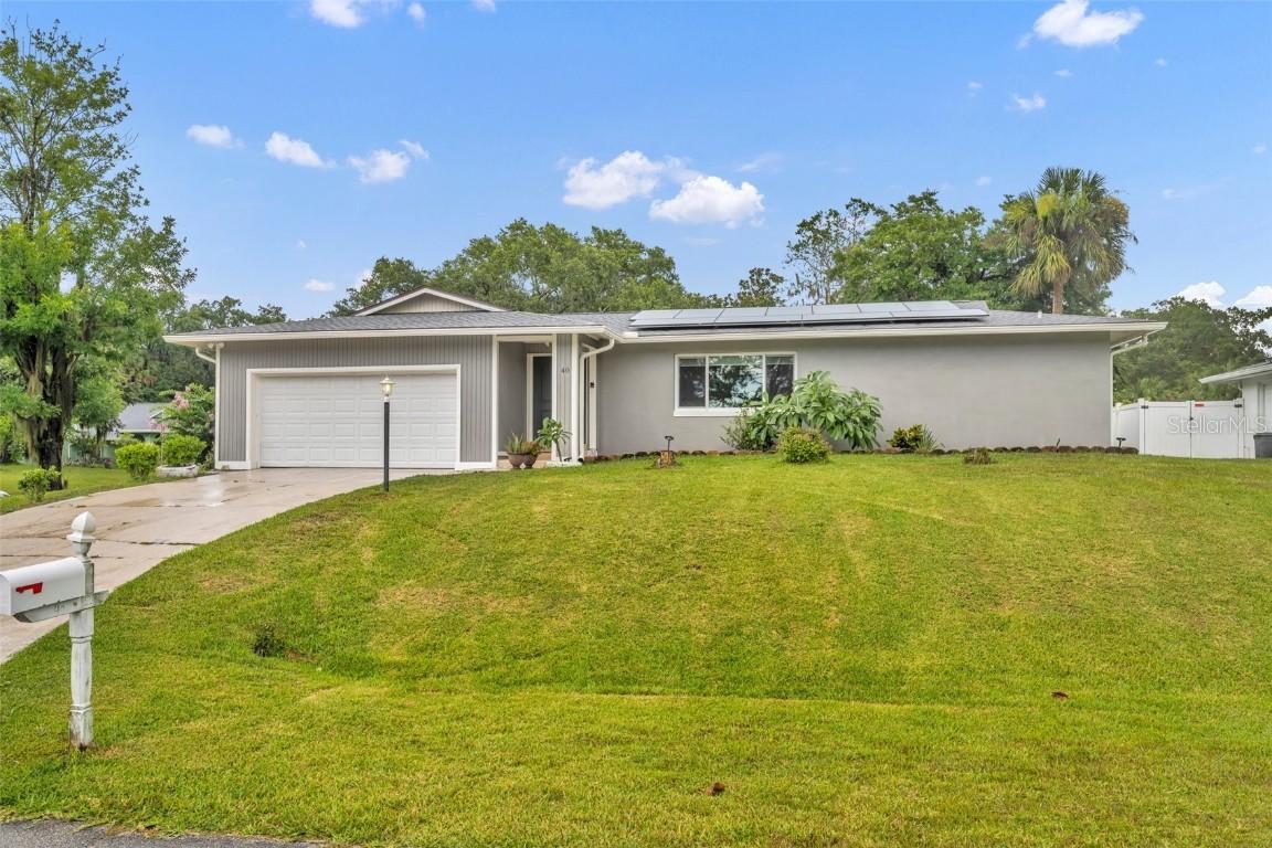 40 Blare Dr., Palm Coast, FL 32137