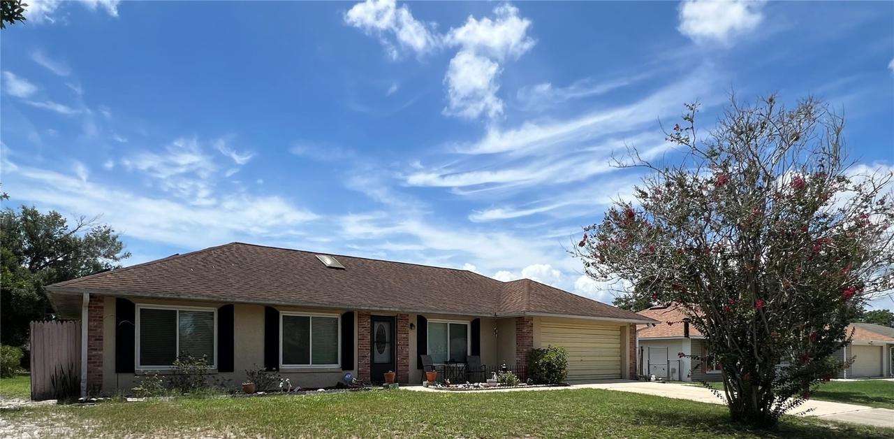 1073 Pinder St., Deltona, FL 32725
