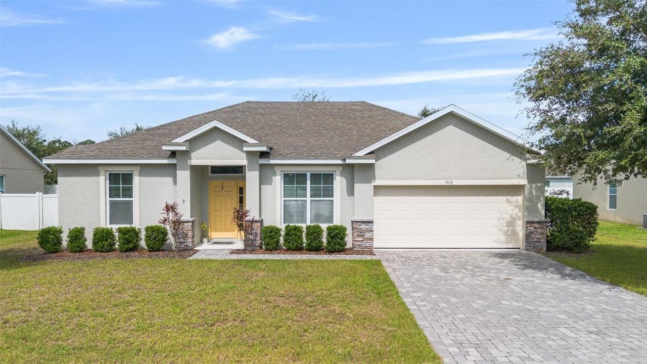 512 Bird Song Dr., Deland, FL 32720
