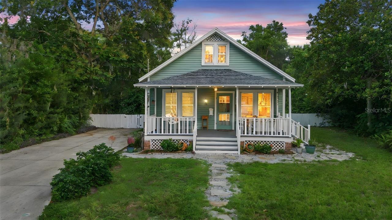 614 W University Ave., Deland, FL 32720