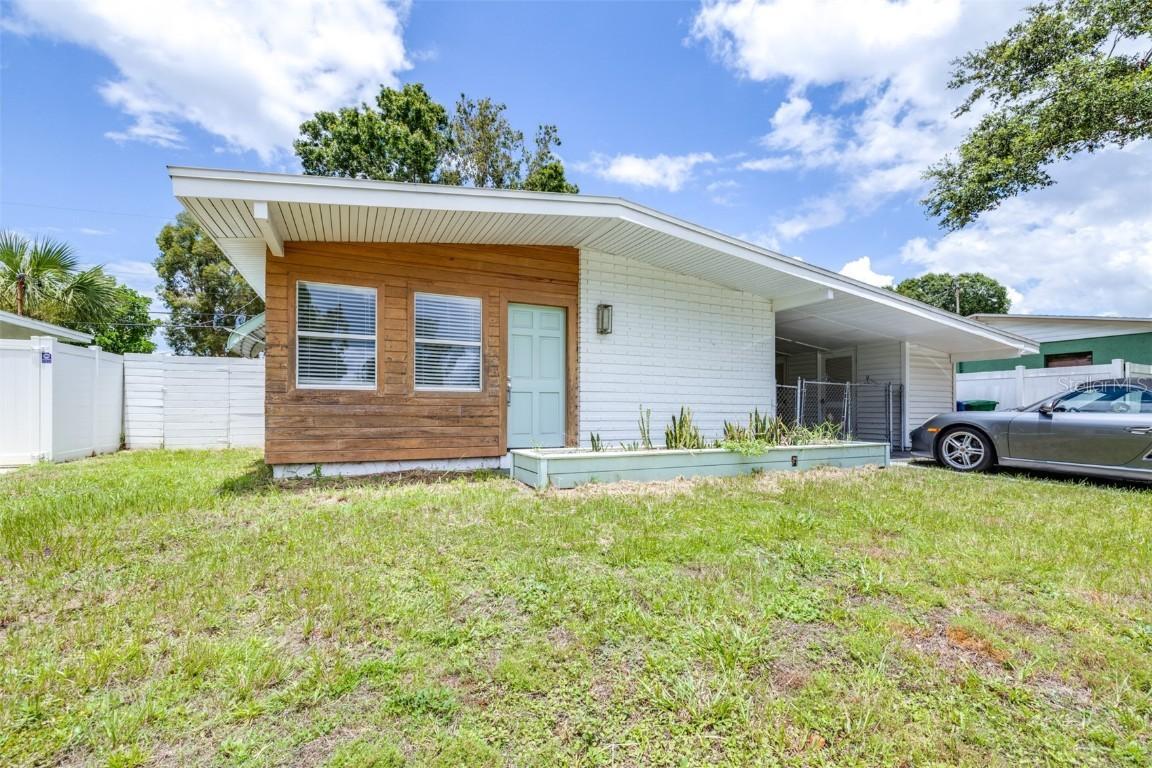 4425 W Wyoming Ave., Tampa, FL 33616