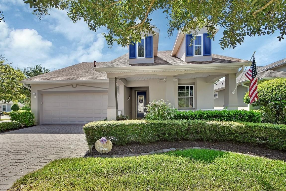 1373 Hazeldene Manor, Deland, FL 32724