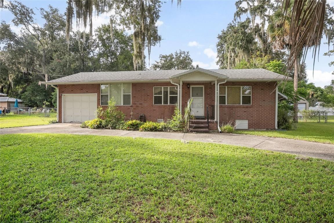 14 Volusia Dr., Debary, FL 32713