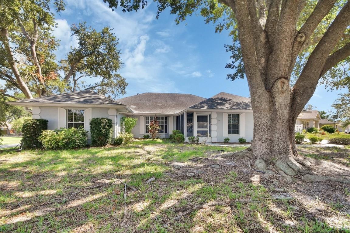 2200 Bannister St., Deltona, FL 32738