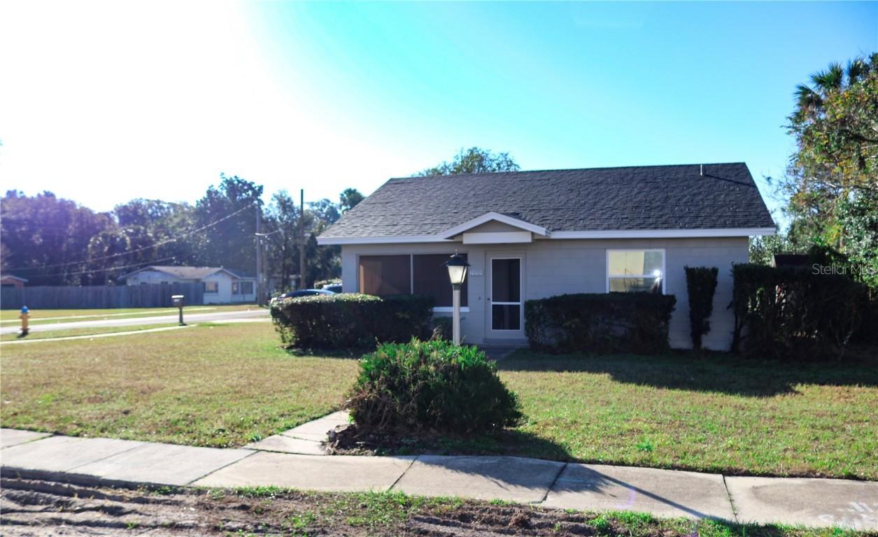 1000 W Howry Ave., Deland, FL 32720