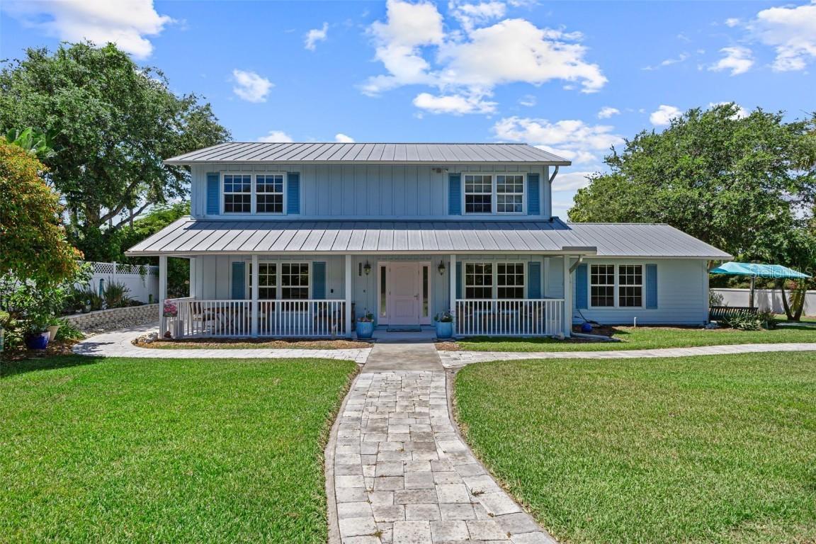 2225 Genesea Ln., Vero Beach, FL 32963