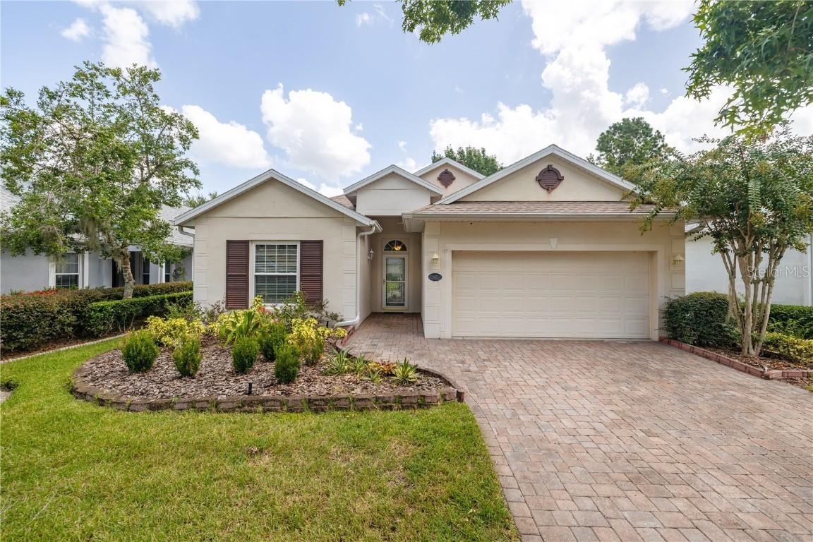 107 Wethersfield Ct., Deland, FL 32724