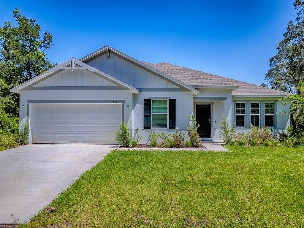 860 E Retta St., De Leon Springs, FL 32130