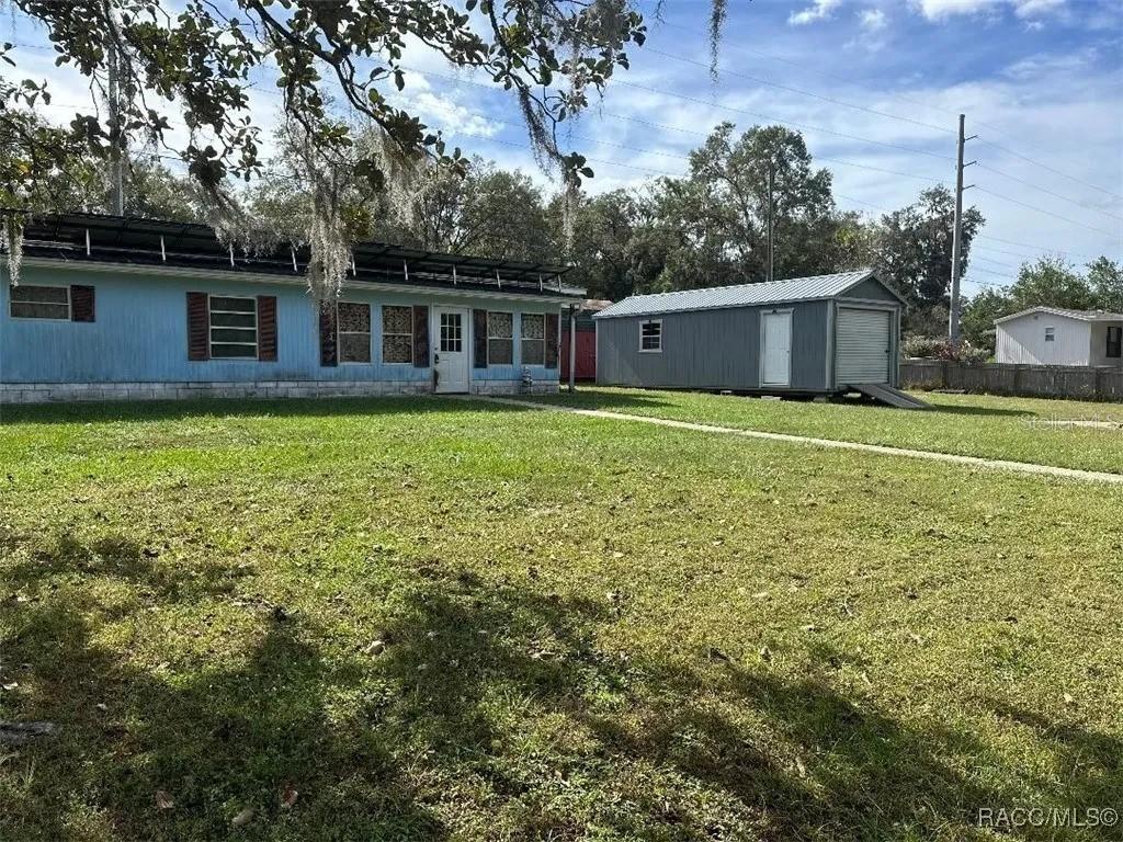 7930 E Southlake Dr., Floral City, FL 34436