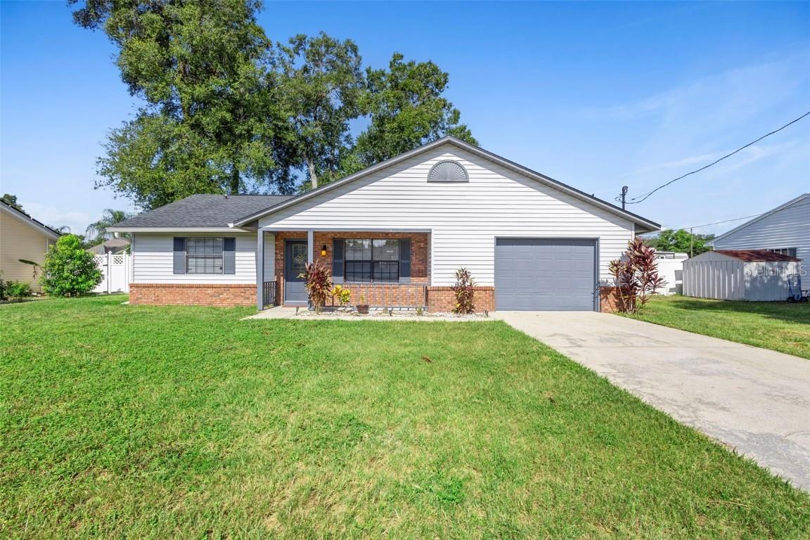 1150 Orangewood Ave., Deland, FL 32724
