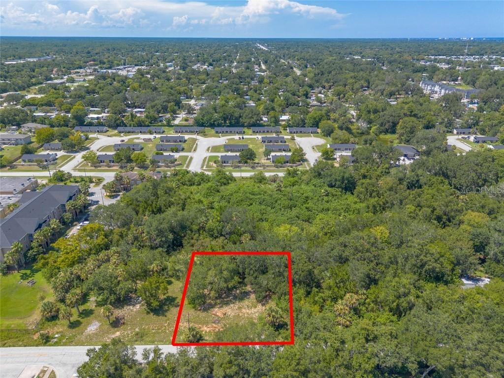 00 8th St., Daytona Beach, FL 32117