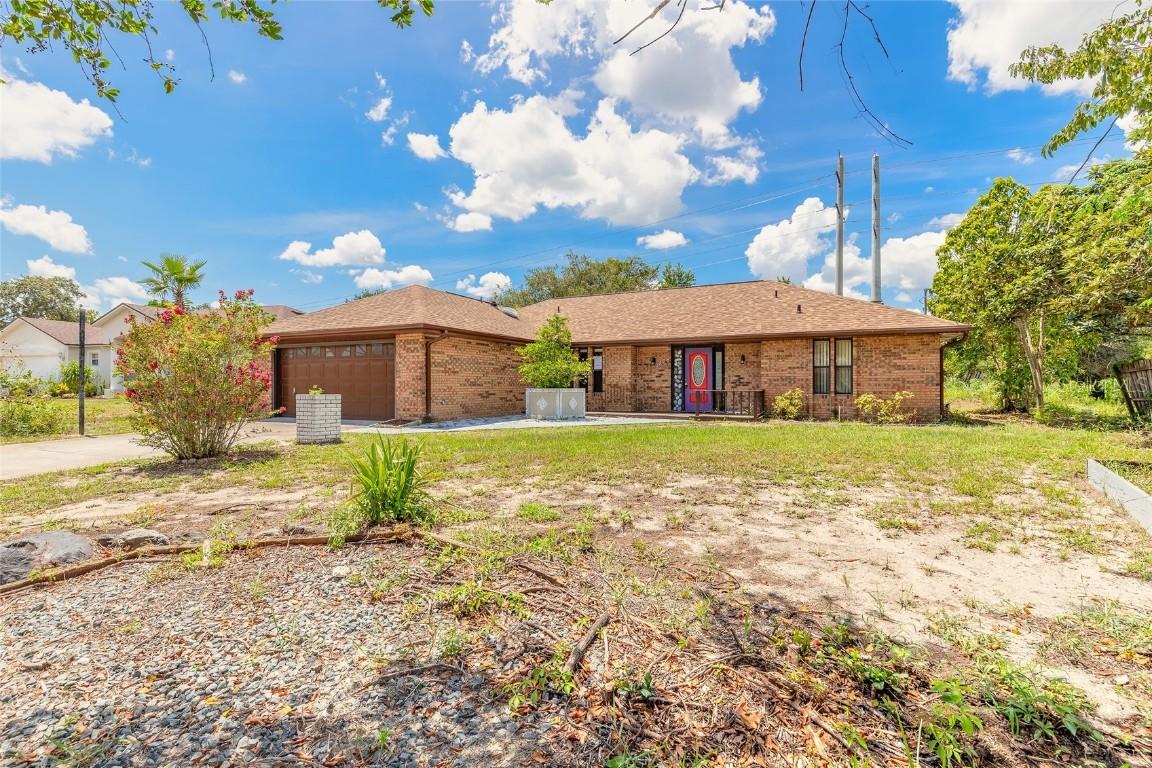 1878 S Old Mill Dr., Deltona, FL 32725