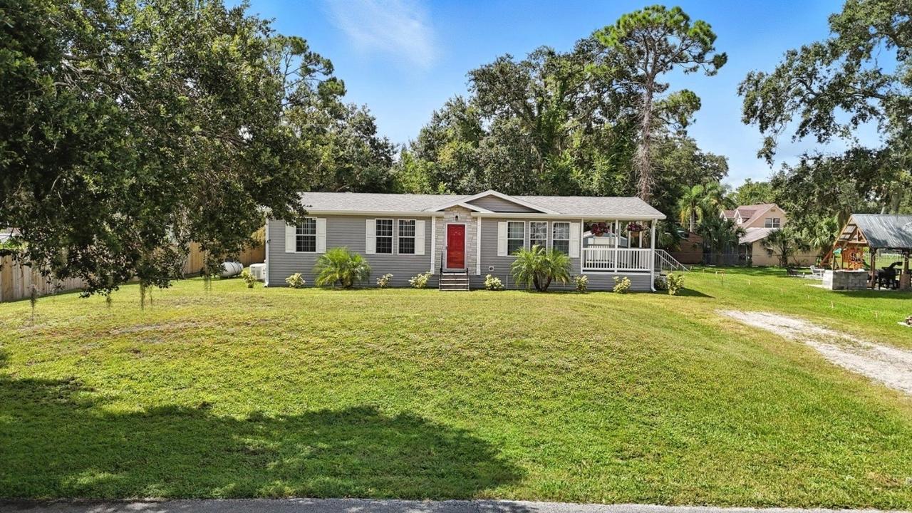 2018 Euclid St., New Smyrna Beach, FL 32168