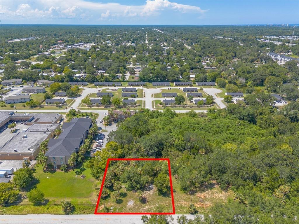 8th St., Daytona Beach, FL 32117