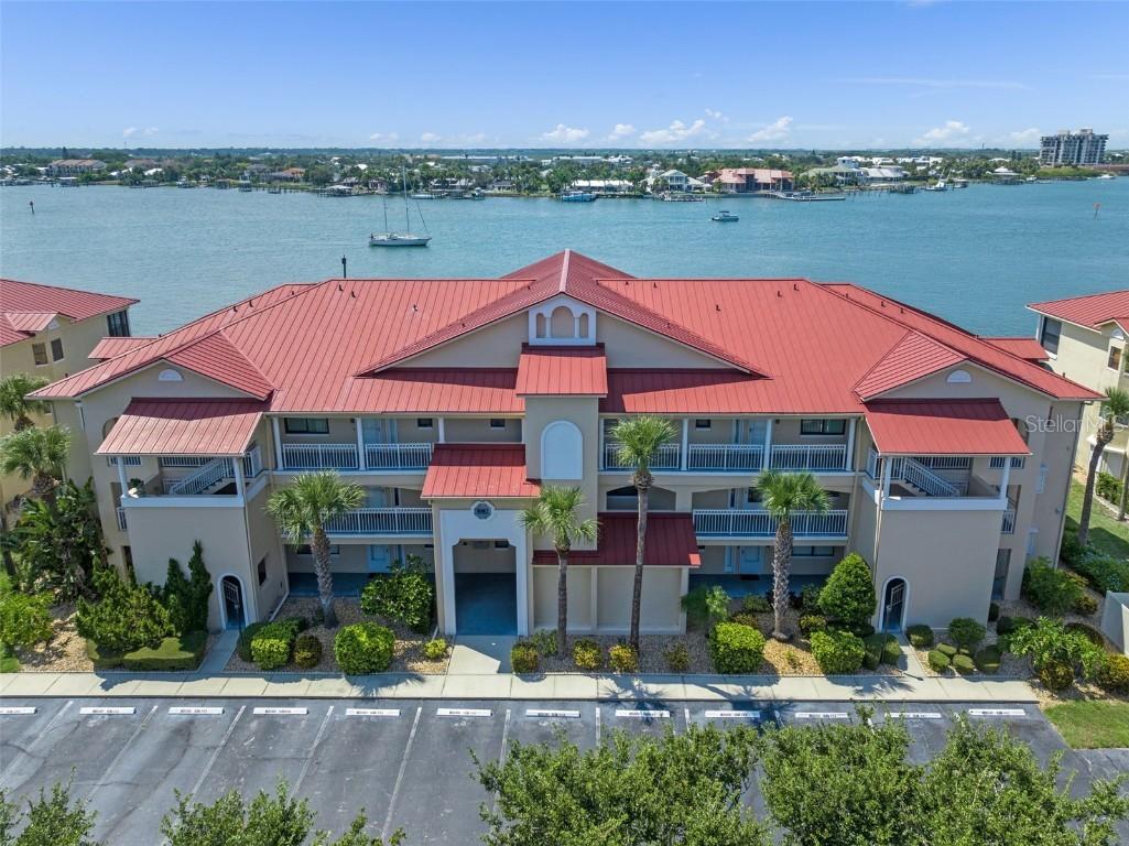442 Bouchelle Dr. #203, New Smyrna Beach, FL 32169
