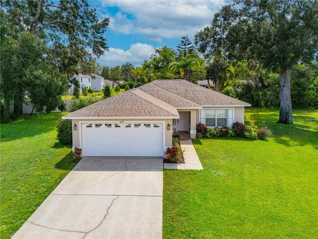 633 Clairmont Ln., South Daytona, FL 32119