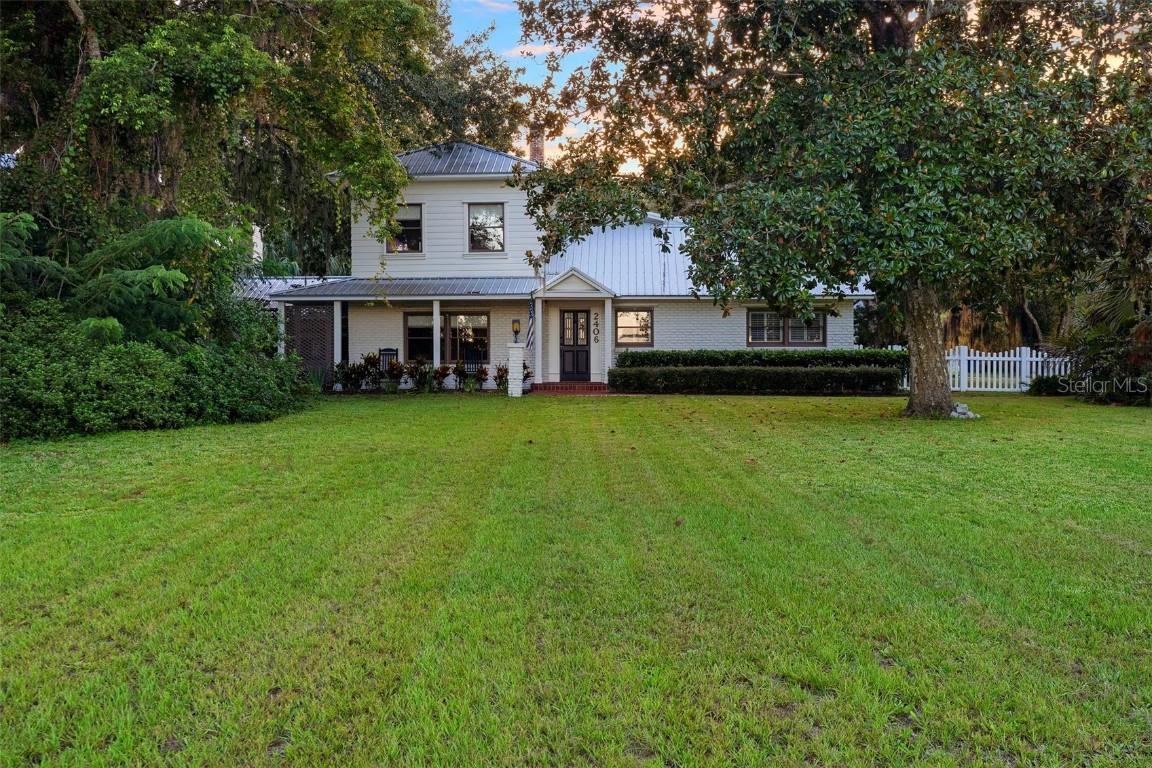 2406 E New York Ave., Deland, FL 32724