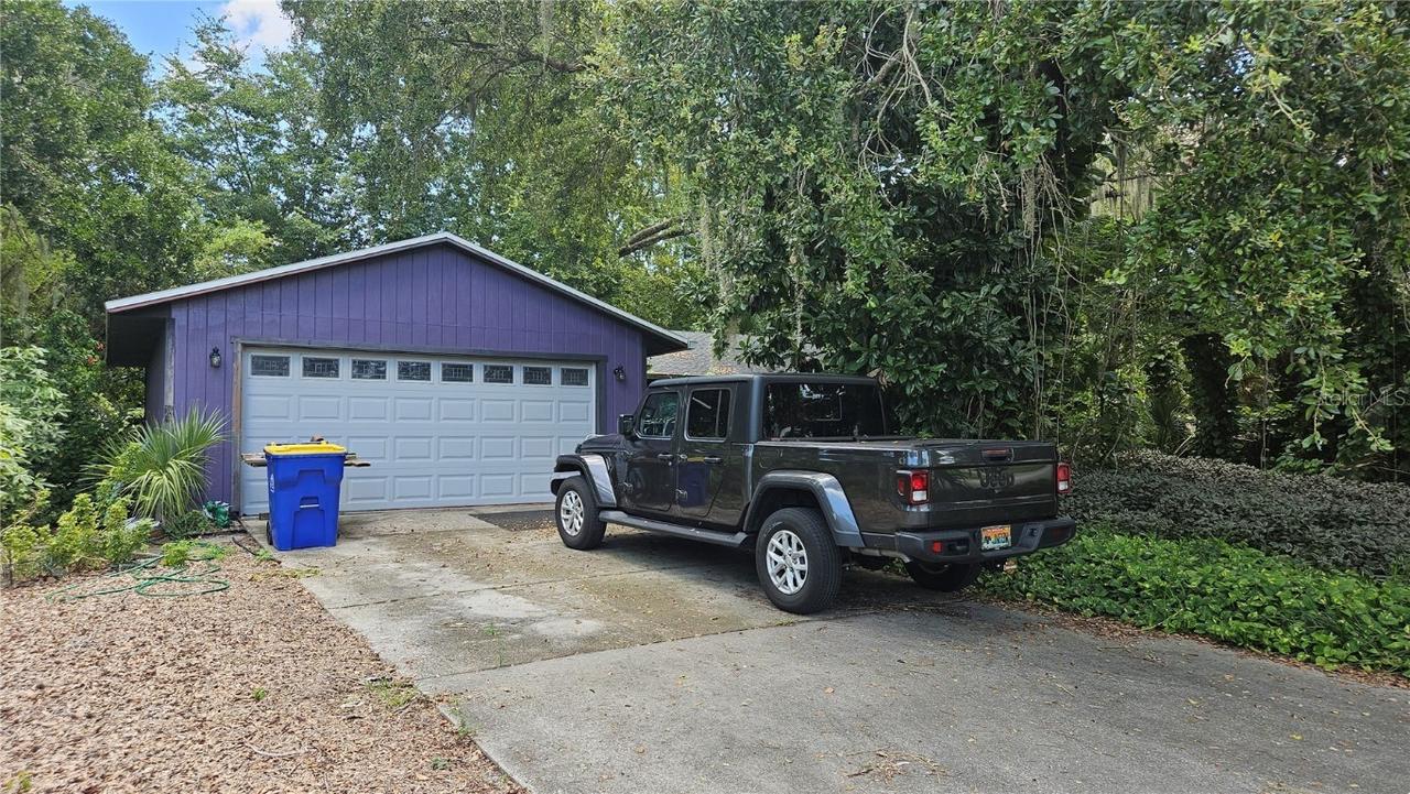 2929 Woodland Dr., Edgewater, FL 32141