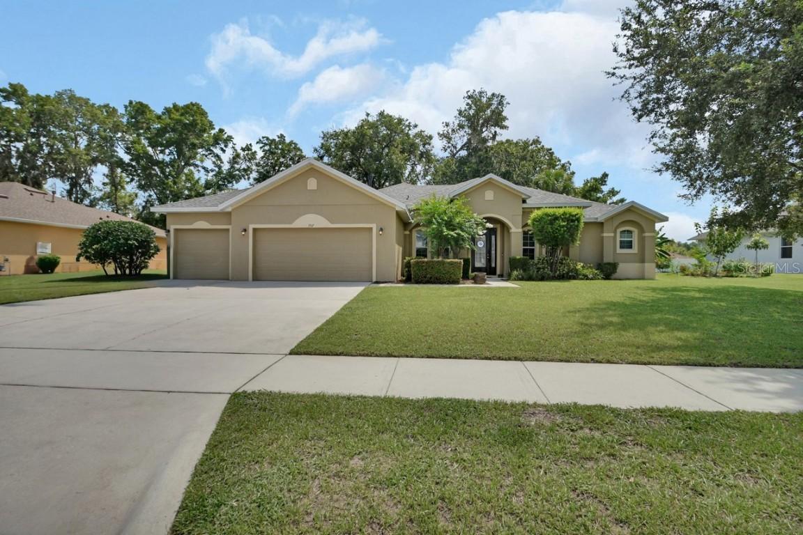 707 Ostrich Fern Ln., Deland, FL 32720