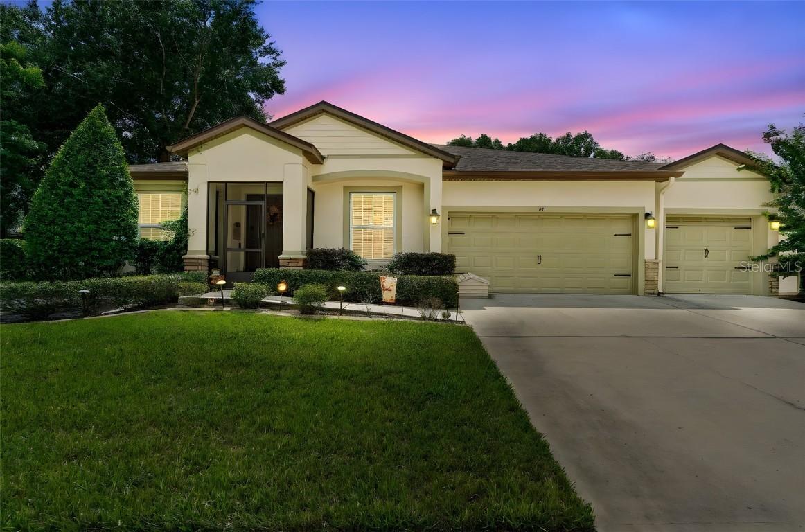 541 Morgan Wood Dr., Deland, FL 32724