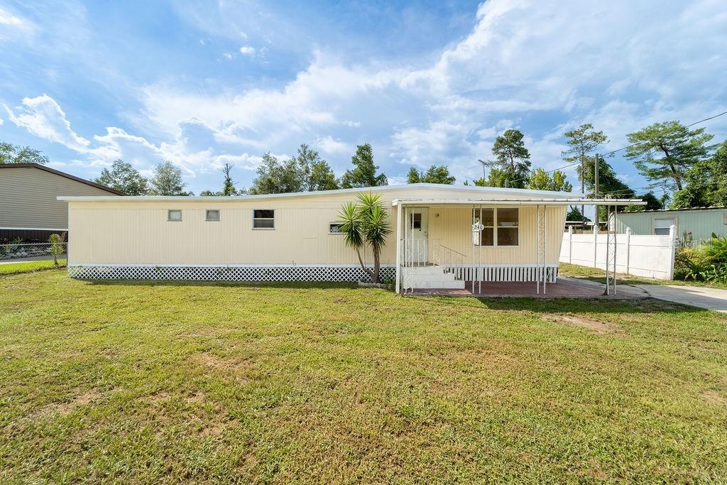 240 Evergreen Ter., Deland, FL 32724