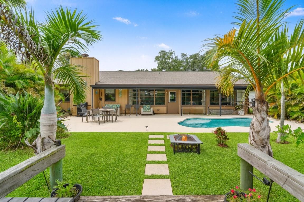 1219 Wayne Ave., New Smyrna Beach, FL 32168